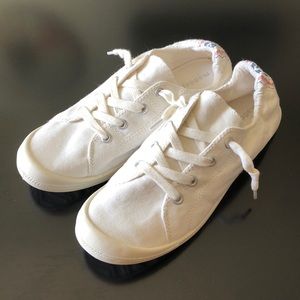Slip on elastic back sneakers
